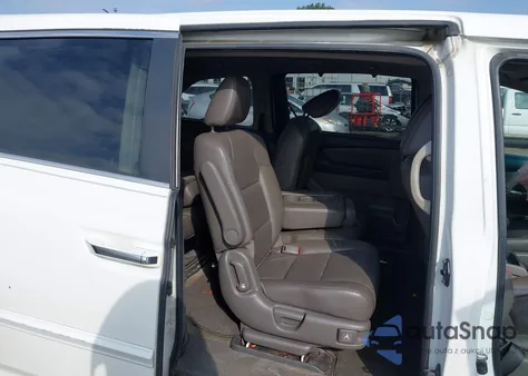 2011 Honda Odyssey Ex-L from USA, damaged, VIN 5FNRL5H65BB100118